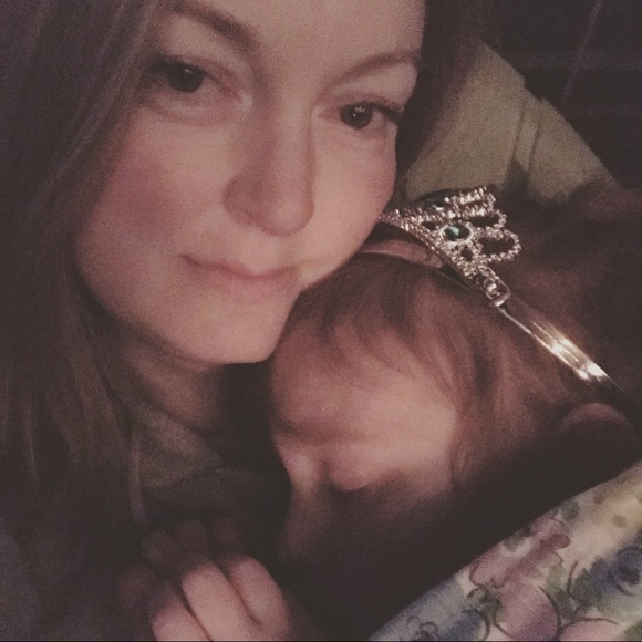 Meet your Posher, Tabitha - Picture 6 of 7